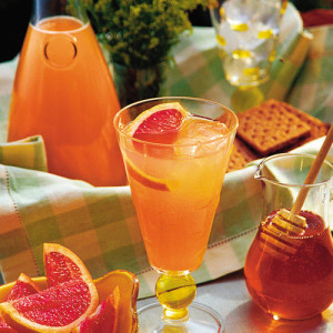 Cool View, Pineapple Grapefruit Spritzer - Summer Drinks