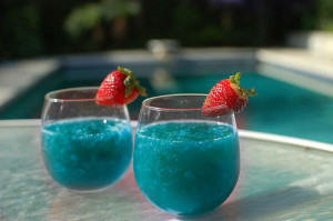 Baby Ice Blue with Strawberry - Summer Drinks